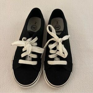 Wonder Nation Black Canvas Sneakers
